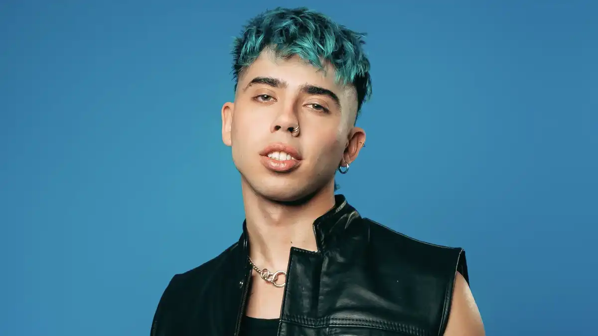 Khea y Luck Ra presentaron su nueva canción "El que se la queda pierde", un tema que promete romper los rankings pero que ya se instaló en el centro del bardo mediático por su picantísima letra. el-que-se-la-queda-pierde-para-luck-ra-y-khea