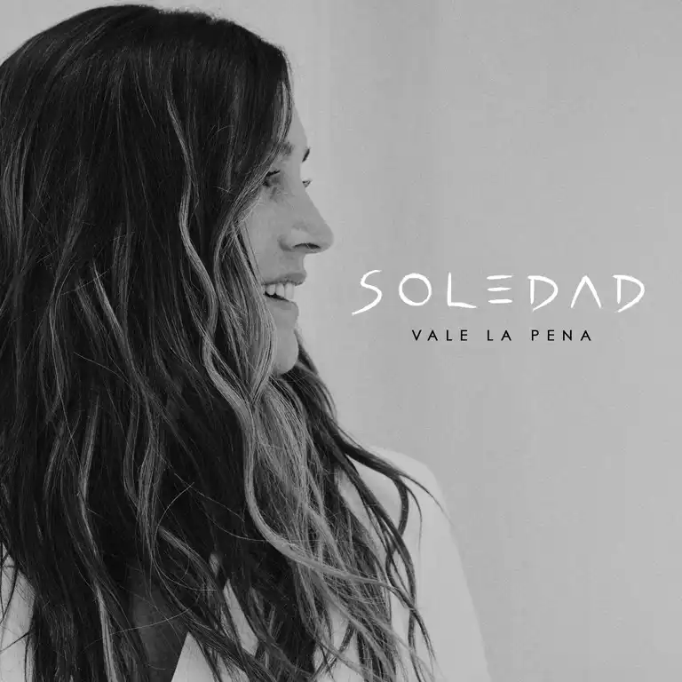 vale-la-pena-todo-con-soledad-album