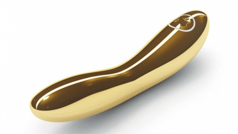 Sabemos que nunca pagarías unos 15 mil dólares por un juguete sexual, y no por amarrete sino porque sin dudas, es un juguete un poco caro.