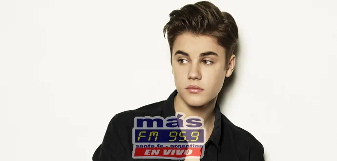 Justin Bieber (23) lanzó su flamante tema Friends en las redes sociales. En esta oportunidad, el artista canadiense trabajó con Bloodpop, el productor de su último disco Purpose (2015).