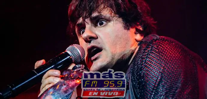 La banda Ciro y Los Persas se presentó en el Luna Park y los resultados fueron grandiosos.

Ciro y Los Persas explotó en el Luna Park y además, se vivió un momento único.

Dentro de un estadio colmado, la dupla sorprende, pero también enamora.