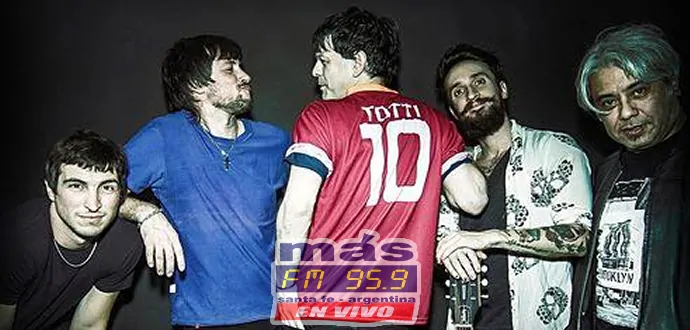 La banda Jóvenes Pordioseros dio a conocer la canción  Guinness un adelanto de su próximo disco de estudio, titulado  Late 
