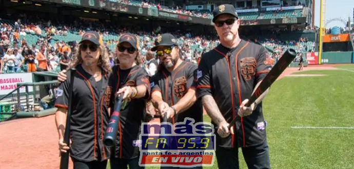 Se llevó a cabo la Metallica Night, que desde hace cinco años se celebra en el estadio de béisbol de los Giants de San Francisco que se enfrentaban a los Cachorros de Chicago. Se llevó a cabo la Metallica Night, que desde hace cinco años se celebra en el estadio de béisbol de los Giants de San Francisco que se enfrentaban a los Cachorros de Chicago.
