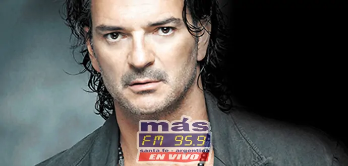 En conferencia de prensa, previa a una presentación en Puerto Rico (cuna del reggaetón), Ricardo Arjona desechó la posibilidad de colaborar con el género. "No quiero ser víctima de la moda", argumentó el guatemalteco. "No quiero disfrazarme, no quiero ceder, sino aceptarme. Quiero ser consecuente conmigo mismo. Prefiero un disco fracasado y que me guste, a que tenga éxito y no me guste". ricardo arjona no quiere disfrazarse