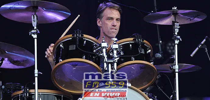 El baterista de Pearl Jam y Soundgarden finalmente lanzará su primer disco solista el próximo 22 de septiembre. El baterista de Pearl Jam y Soundgarden finalmente lanzará su primer disco solista el próximo 22 de septiembre.