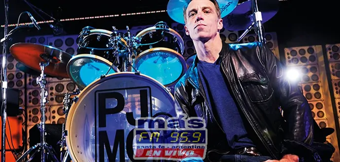 El baterista de Pearl Jam y Soundgarden finalmente lanzará su primer disco solista el próximo 22 de septiembre. El baterista de Pearl Jam y Soundgarden finalmente lanzará su primer disco solista el próximo 22 de septiembre.