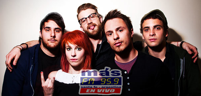 Paramore presentó ayer el video de  Fake Happy , el tercer single de After Laughter, su último álbum de estudio lanzado el 12 de mayo de este año a través del sello Fueled by Ramen.