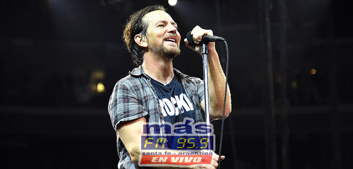 Los Pearl Jam solos, la rockean a morir. Y si se suma Jack White la tierra tiembla. 