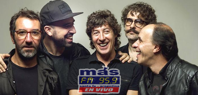 El Cuarteto de Nos presenta "Apocalipsis Zombie" y te contamos todo.

'Apocalipsis Zombi' es distinto a sus catorce álbumes anteriores y también a la mayor parte de la música que escuchamos habitualmente.