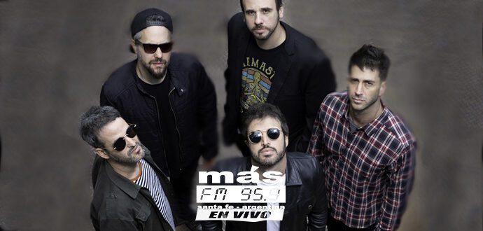 La banda de rock nacional El Bordo publicó "Algo Más", una canción que arranca en plan balada acústica y estalla en un rock and roll marca registrada de la banda.