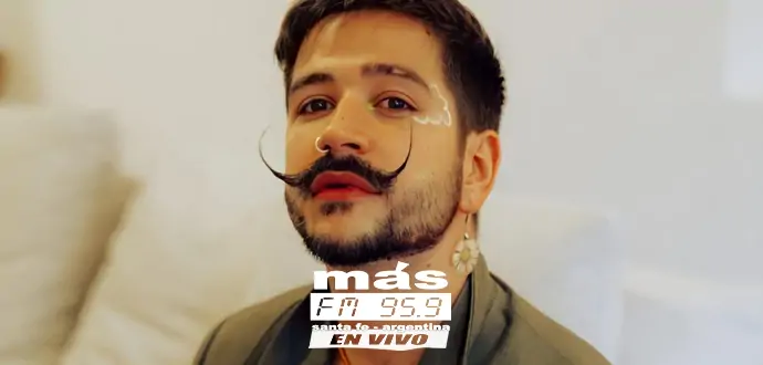 El aclamado cantautor y productor nominado a tres GRAMMY® y ganador de cinco Latin GRAMMY® Camilo, lanzó la edición deluxe de su tercer álbum de estudio De Adentro Pa Afuera, a través de Sony Music Latin/Hecho a Mano. El aclamado cantautor y productor nominado a tres GRAMMY® y ganador de cinco Latin GRAMMY® Camilo, lanzó la edición deluxe de su tercer álbum de estudio De Adentro Pa Afuera, a través de Sony Music Latin/Hecho a Mano.
