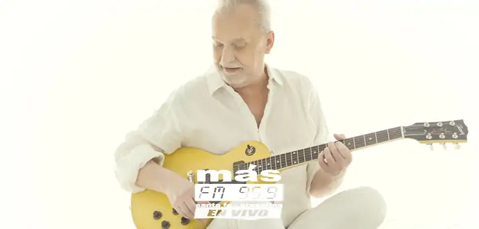 Herencia Lebón 1 es la primera parte de un show de 6 temas, sin olvidar que hay música que se hereda y hay música que es herencia. Hace 50 años, Lebón lanzaba su primer álbum solista (“David Lebón”, 1973), luego de haber participado en los discos de Pappo´s Blues Vol.1, La Pesada del Rock and Roll, Color Humano I y Pescado Rabioso 2. Herencia Lebón 1 es la primera parte de un show de 6 temas, sin olvidar que hay música que se hereda y hay música que es herencia.
Hace 50 años, Lebón lanzaba su primer álbum solista (“David Lebón”, 1973), luego de haber participado en los discos de Pappo´s Blues Vol.1, La Pesada del Rock and Roll, Color Humano I y Pescado Rabioso 2.