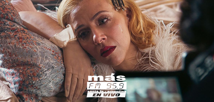 noticias-maquillada-en-la-cama-juliana-gattas-mas-fm-95.9-online-santa-fe