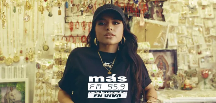 La cantante, compositora, actriz y activista multi-platino Becky G, entrega el corazón ante sus fans y estrena su nuevo álbum "Esquinas".. Video de 2ndo Chance becky g estrena el álbum esquinas video 2ndo chance-1