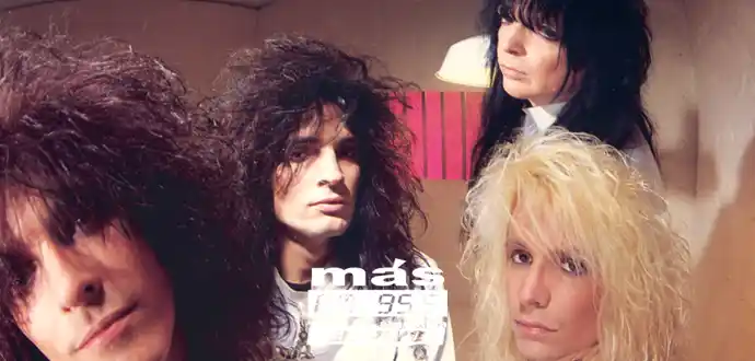 motley-crue-esta-de-festejos-dr-feelgood-35-aniversario