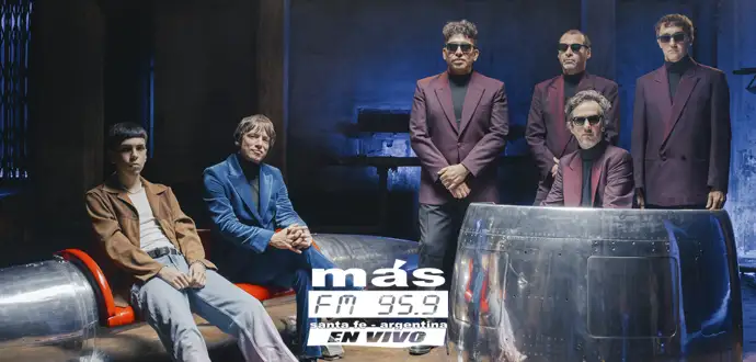 turf-y-milo-j-en-pasos-al-costado-polvo-de-estrellas-video-letra-2