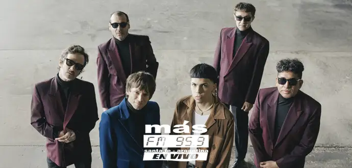 La banda de Joaquin Levinton, Turf y Milo J en el clásico Pasos al costado: toda la info, la letra completa y el video están acá!

Turf y Milo J en Pasos al costado, una vesión que incluye un ciclo de entrevistas.

“Pasos al Costado” es el primer adelanto y forma parte del nuevo disco con súper producción audiovisual de Turf, donde presenta sus Más grandes éxitos de la mano de colaboraciones de lujo.