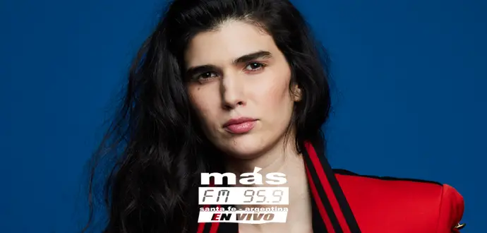 doble-valentina-de-estreno-tanta-inteligencia-artificial-video-letra-2024