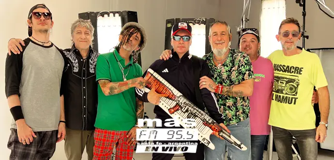 kapanga-y-damas-gratis-en-el-mono-relojero-letra-video-estreno-2025