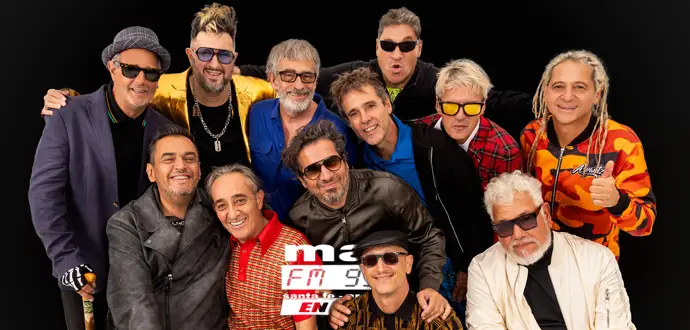 Que El pájaro vio el cielo y se voló  tenga su versión sinfónica, es una regalo que se pueden hacer Los Auténticos Decadentes por los 30 años de "Mi vida loca".