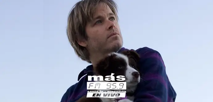 Mientras gira por el país y contimúan formando parte de su programa en Streaming, Benjamín Amadeo estrena  Pasaría 