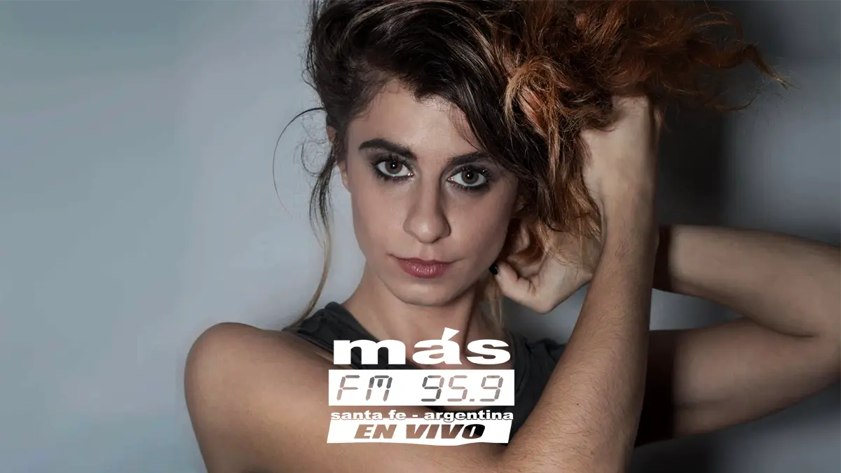Marilina Bertoldi presenta el videoclip de Siglos una de las favoritas del público.
