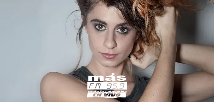 Marilina Bertoldi presenta el videoclip de Siglos una de las favoritas del público.