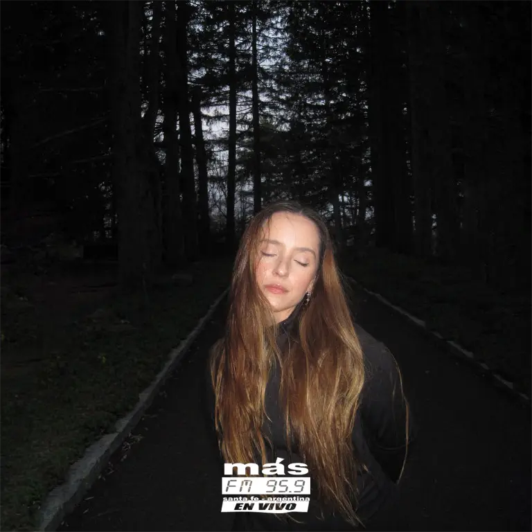 evaluna-da-a-luz-rollitos-de-papel-album