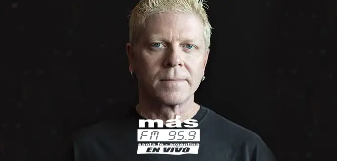 En 1998, The Offspring, la banda de rock punk estadounidense, lanzó "Pretty Fly". pretty-fly-asombrosa-version-cumbia