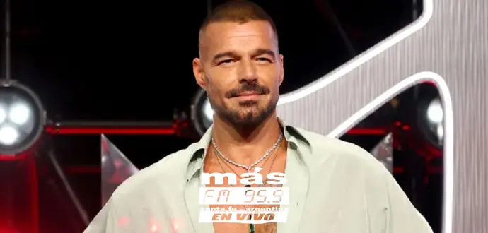 El artista global Ricky Martin presenta "ReVivo", un nuevo proyecto musical que celebra su impactante legado a través de una selección de canciones revivo-el-placer-de-ricky-martin
